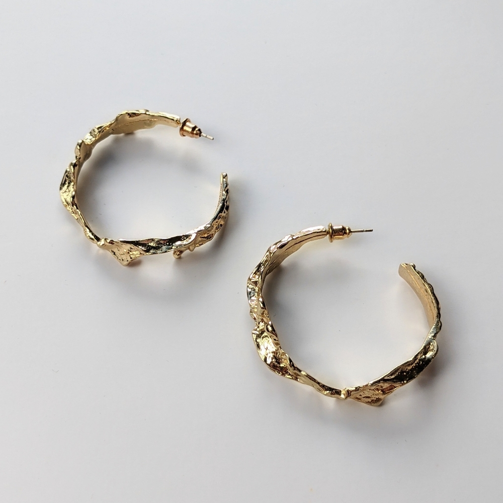 New Gold Stylish Hoop Earrings